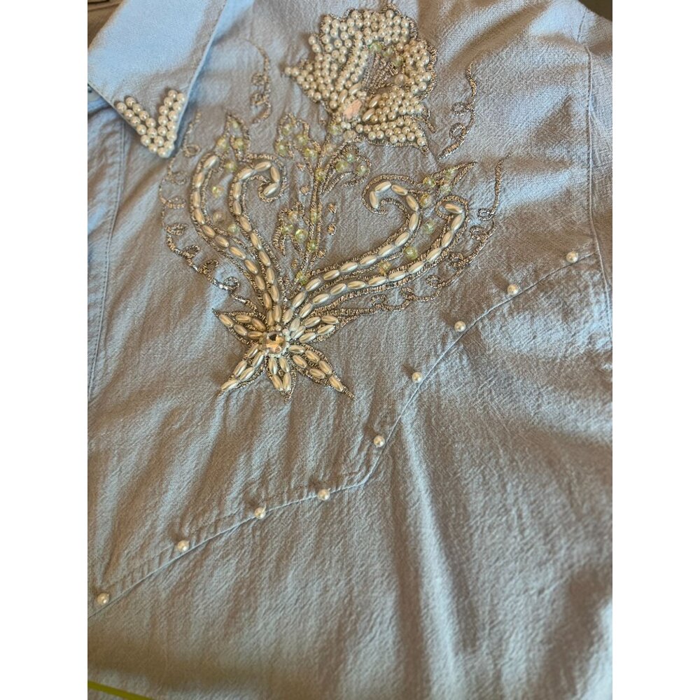Vtg Elite M Womens Western Shirt Light Blue Pearl & Bead Floral Design Button Up - Picture 9 of 10
